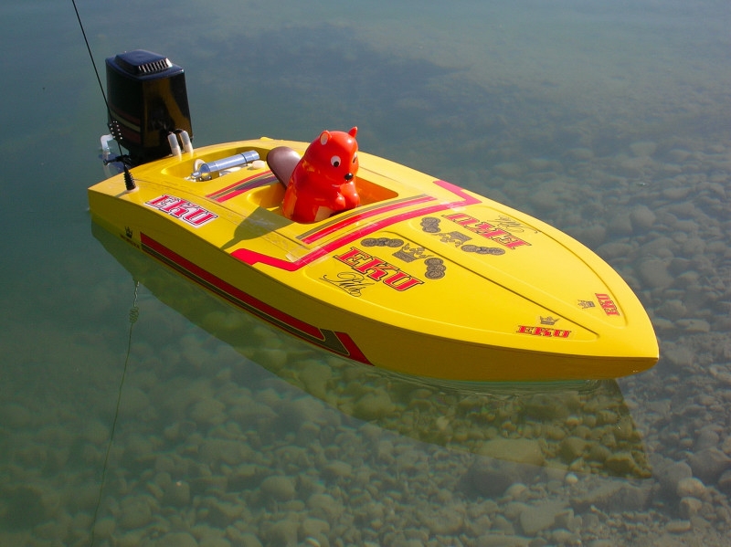 crackerbox rc boat kit