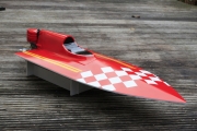 Jumper Fiberglas 1: 5 Outboard mono racer